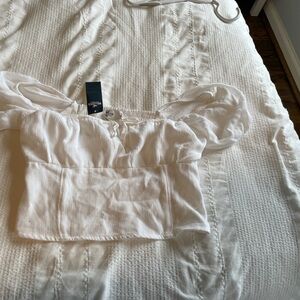 Hollister Milkmaid top. NWT